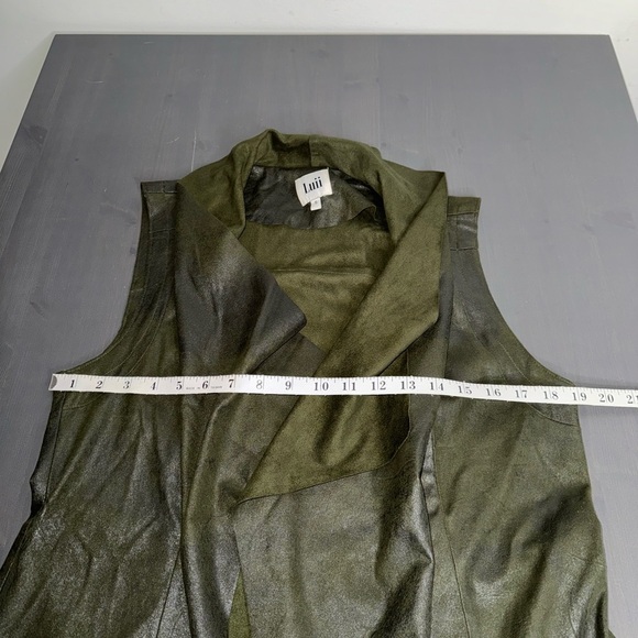 Luii Olive Green Tunic Vest with Slits On Side - Picture 6 of 9